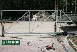 Монтаж откатных ворот в Харькове