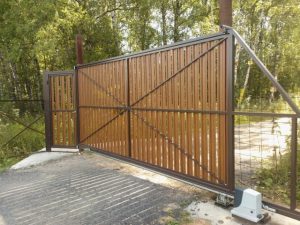 откатные ворота для дачного участка